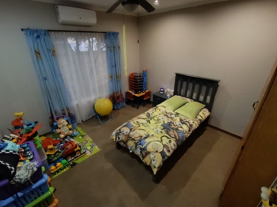 3 Bedroom Property for Sale in Waterval East North West